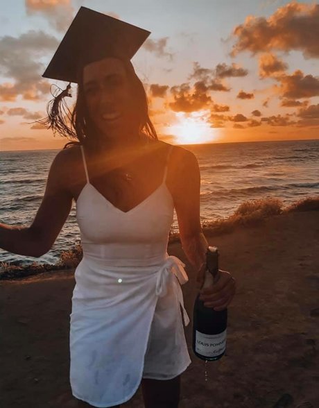 Emily Varadian xxxモデル 画像