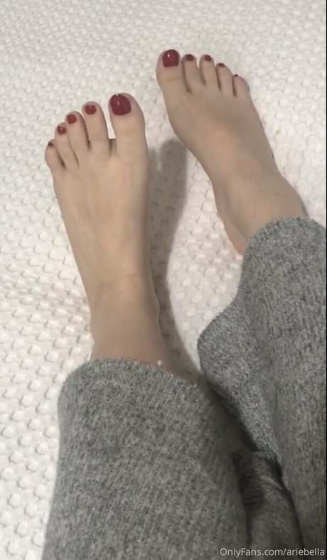 ariebella ヌード女優 写真