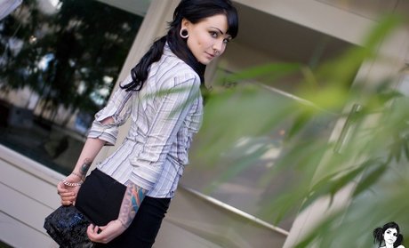 Elle Stranger ホットスター アーカイブ