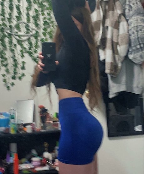 Alyshia Harvey 最高のスター ギャラリー