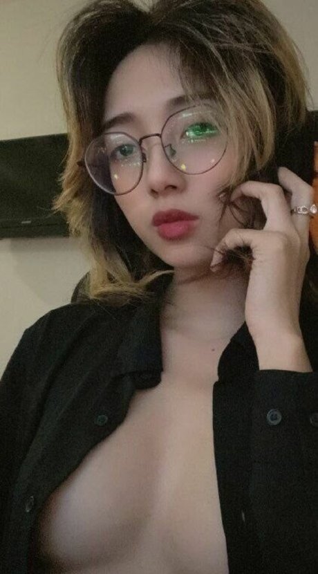 姉妹のOnlyFans セクシーヌード ギャラリー