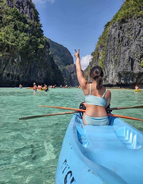 ロシアのティーンオンリーファン 無料セクシー 写真