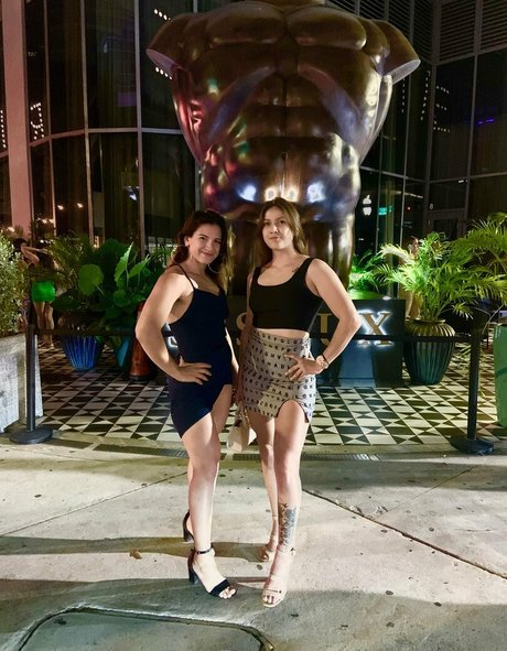 ブロンドオンリーファン 美しい 写真