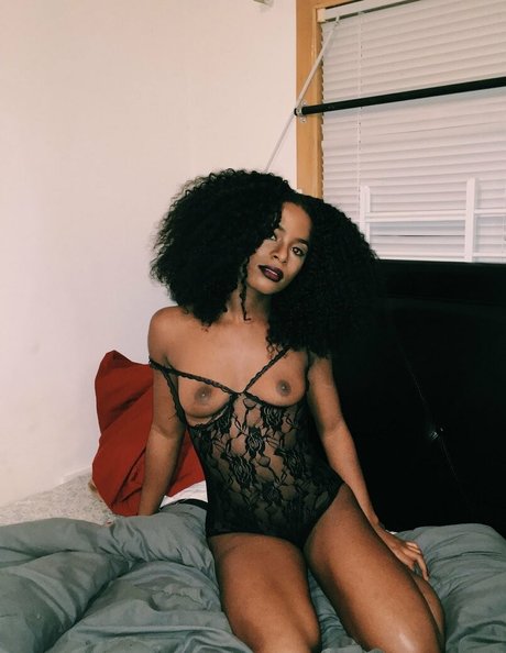 complexricki ポルノ女優 写真