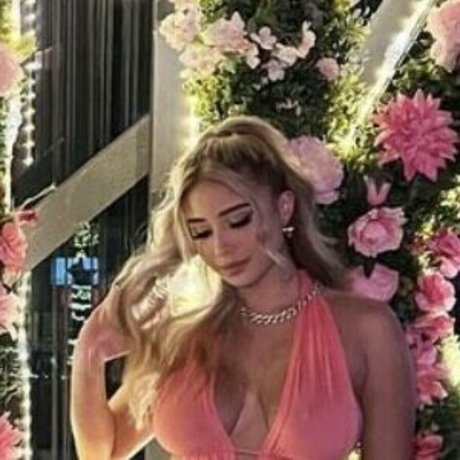 Anka Vulin アダルトスター アーカイブ