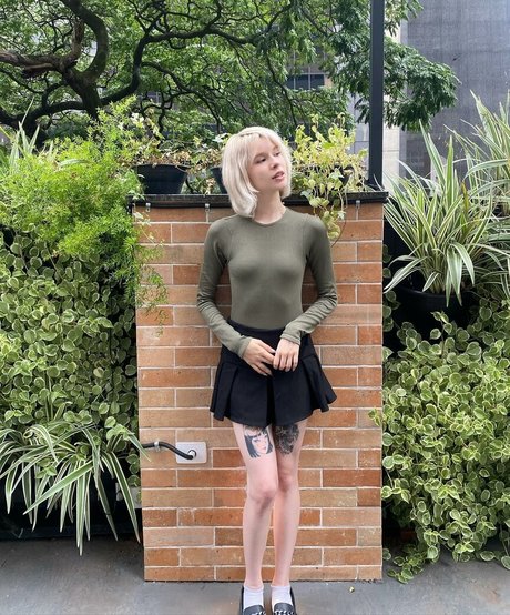 Luh Setra モデル ギャラリー