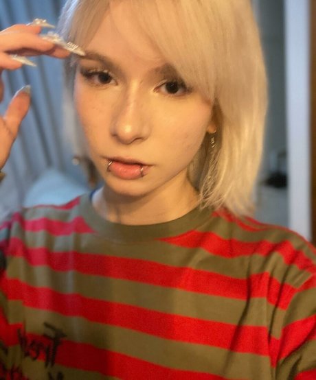 Luh Setra top profile image