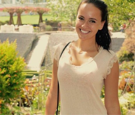 Bianca Jordan ホットなポルノスター 画像