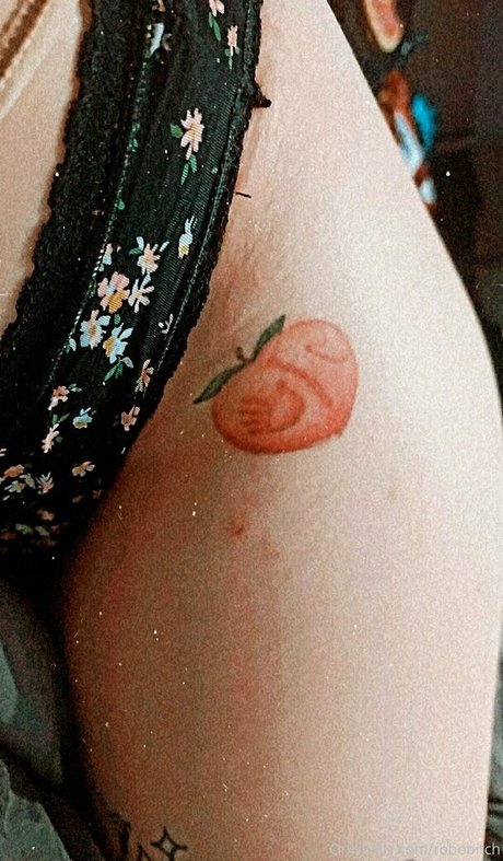 hiitsivyyy セックスモデル 写真