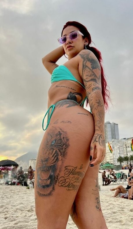 DJ Nath ホットなポルノスター 画像