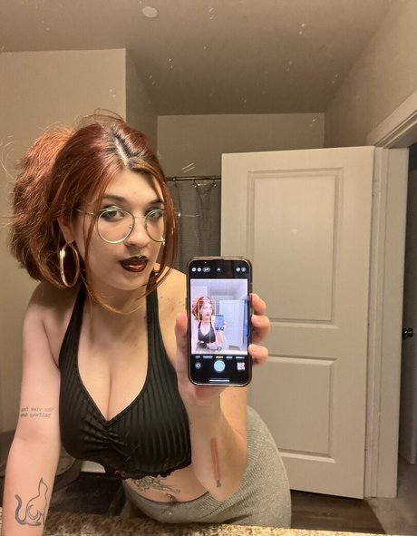 ティーンシーメールOnlyFans ポルノ 画像