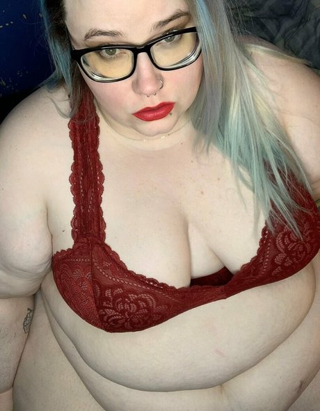 adenahx ポルノスター 美しい 写真