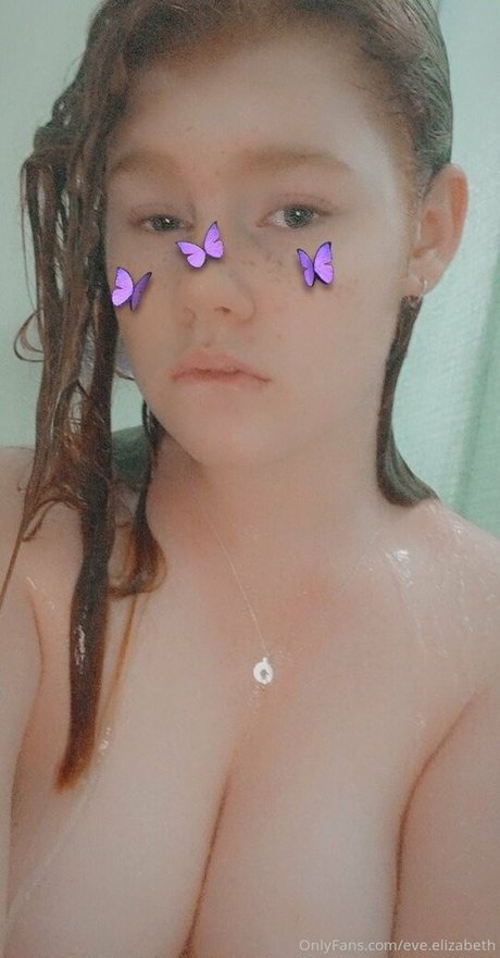 曲線美の赤毛OnlyFans ポルノグラフィック ギャラリー