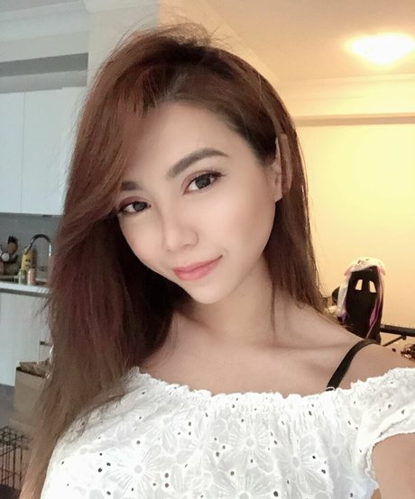 Jasmina ポルノスター ホット 写真