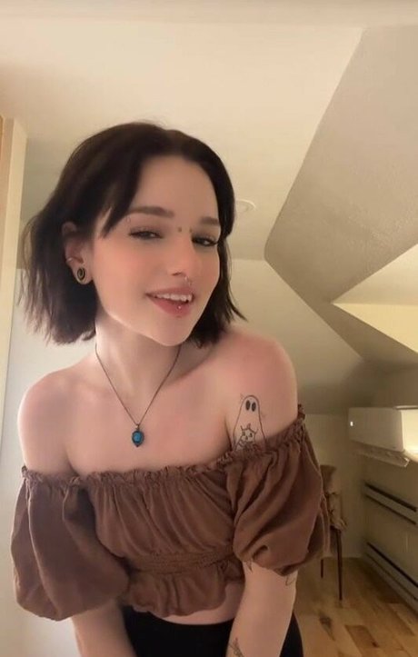 Pissflavoredlemonade ポルノスター 美しい ギャラリー