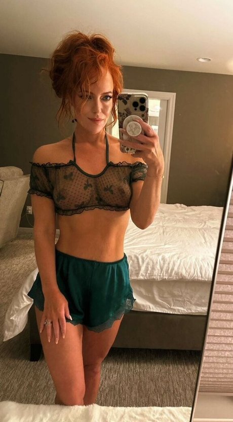 Dakota Blushing セックスモデル 写真