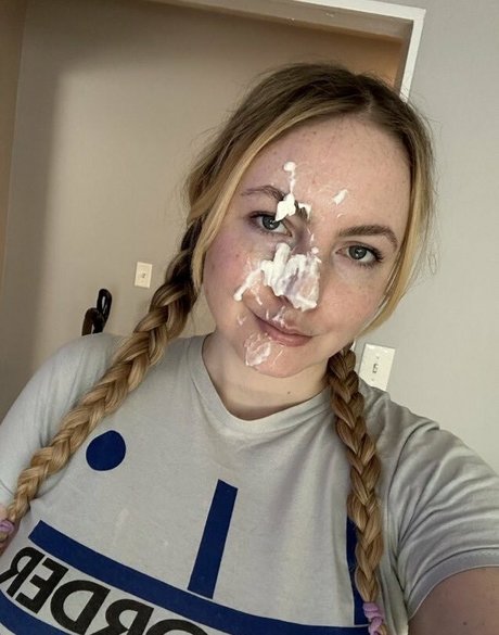 _madisontayt アダルトモデル 画像