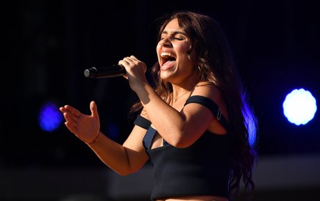 Alessia Cara ポルノスター アーカイブ