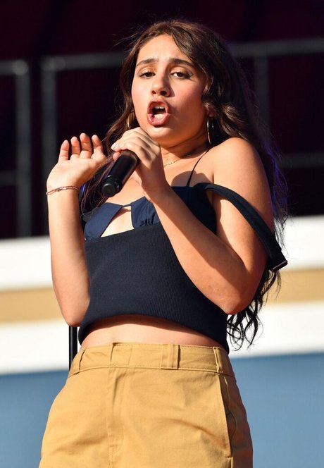 アジア人寝取られOnlyFans セクシー裸 画像