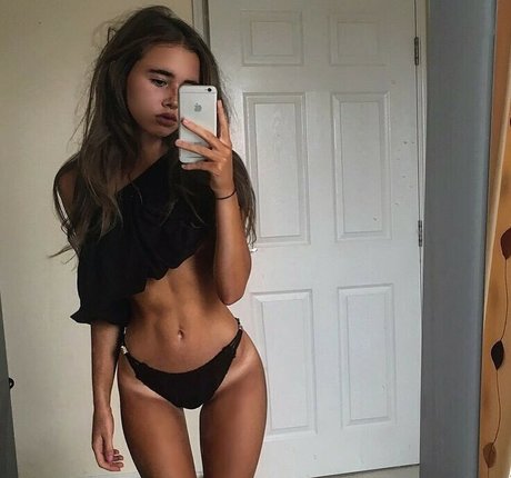 Claudia Ostler トップスター 画像