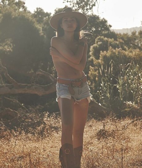 Danielle Ifrah xxxスター アーカイブ