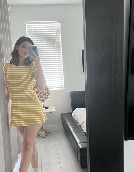 Ellie Nova 高品質スター 写真