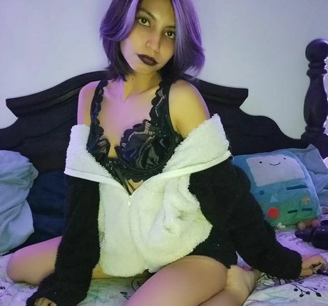 Cutiesky エロティックなモデル 写真