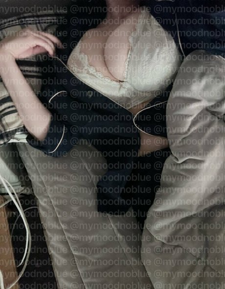 mymoodnoblue ポルノスター HD 写真