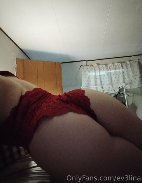 ev3lina ホットなモデル 画像