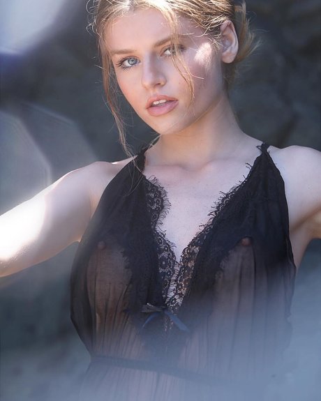 Summer Michelle ホットなモデル 写真