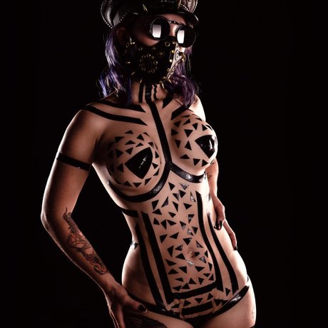 Asuka Muller 美しいスター 画像