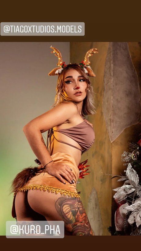 Asuka Muller エロティックモデル 写真