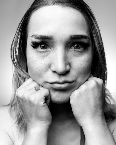 Asuka Muller セクシーなスター 写真