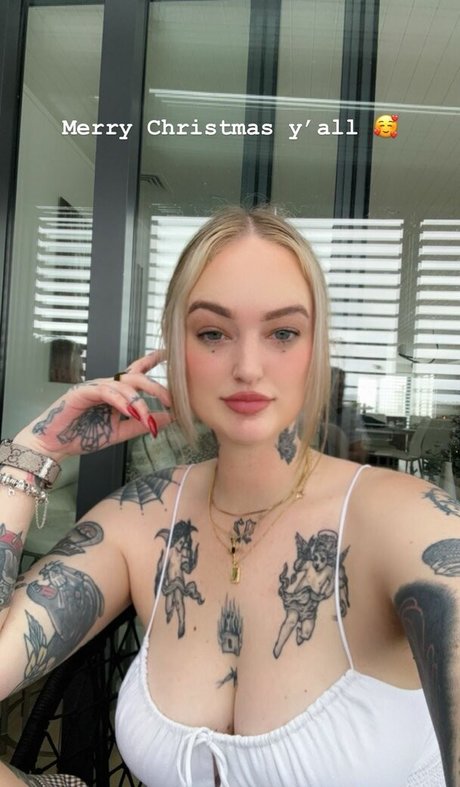 かわいい巨乳OnlyFans ベスト 画像