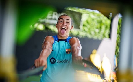 18歳のOnlyFans セクシーヌード ギャラリー