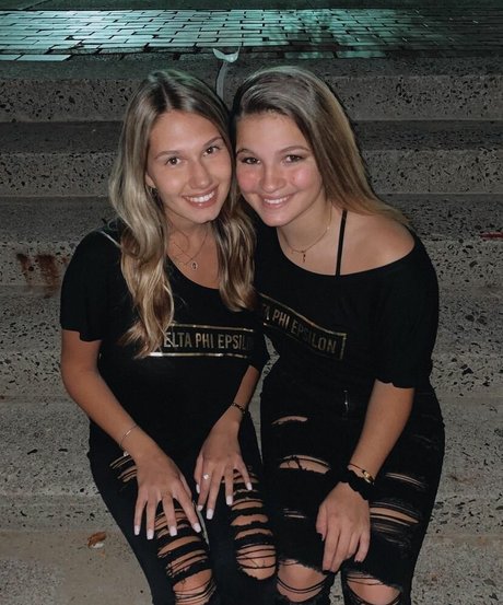 Sierra Bate 高品質のスター 画像