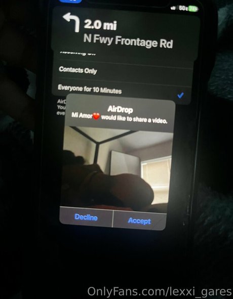 lexxi gares ヌード女優 画像