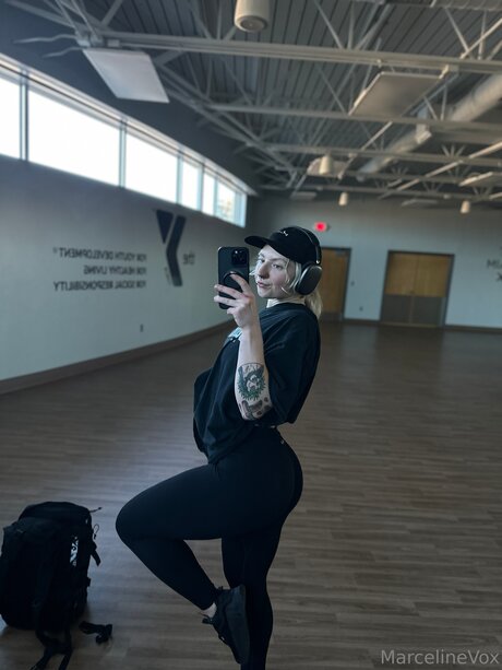 marceline vox HDスター 写真