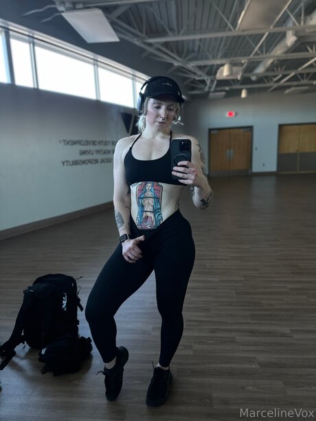 アジア人アナルOnlyFans ポルノ 画像