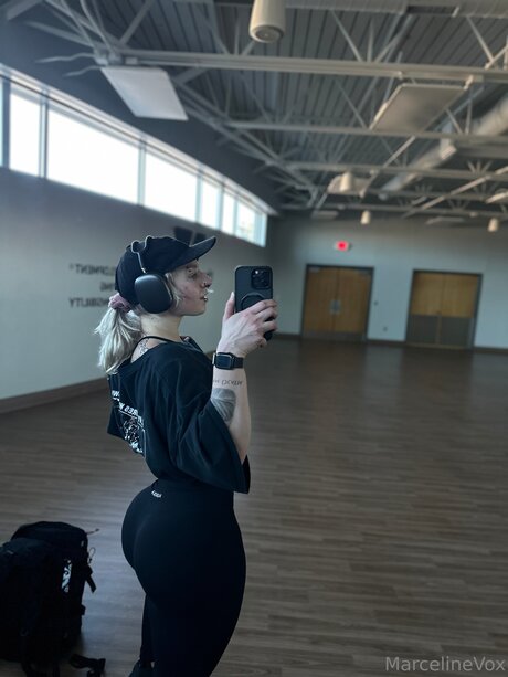 marceline vox アートスター 写真