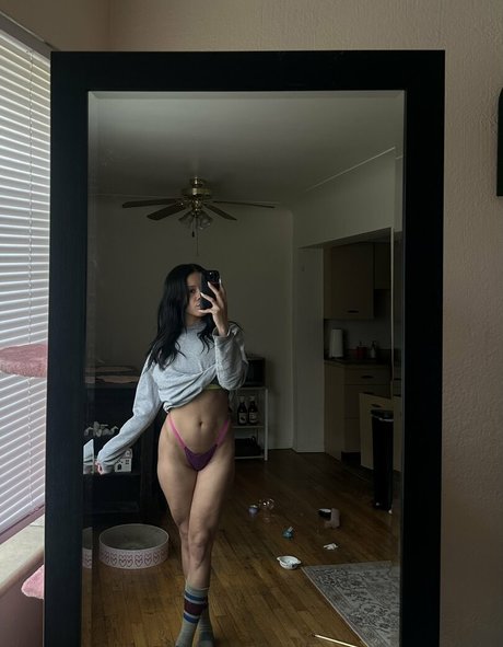 Jordygroesch エロティック女優 写真