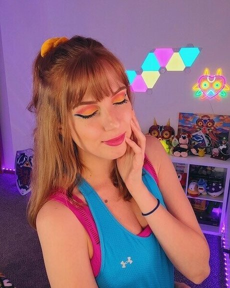 MaryMajora xxxポルノスター 写真