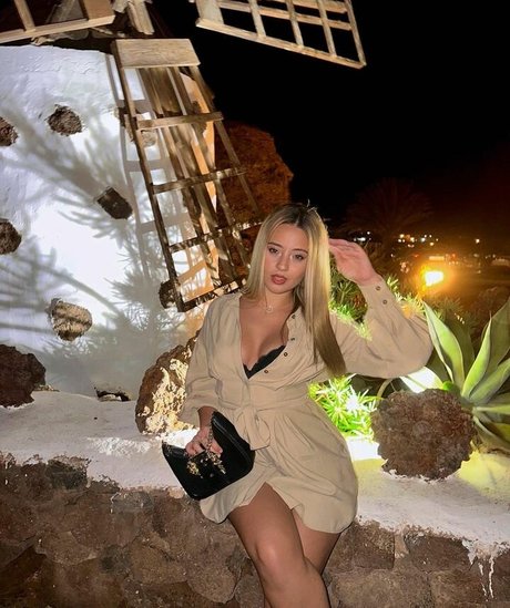 aricedress ポルノモデル 写真