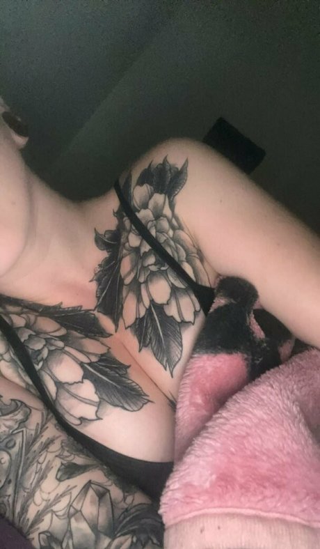 tattooedblonde777 最高のモデル 画像
