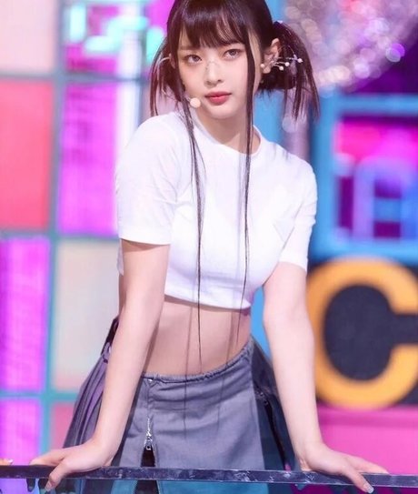 Hanni Pham ポルノスター 素敵 写真