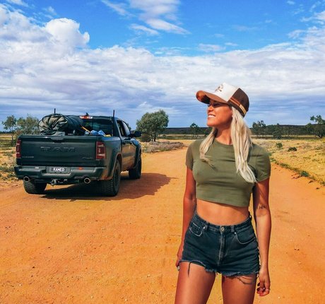 Molly Dixon 美しいモデル 画像