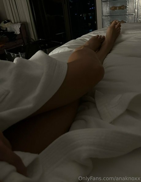 anaknoxx ポルノスター ホット 写真