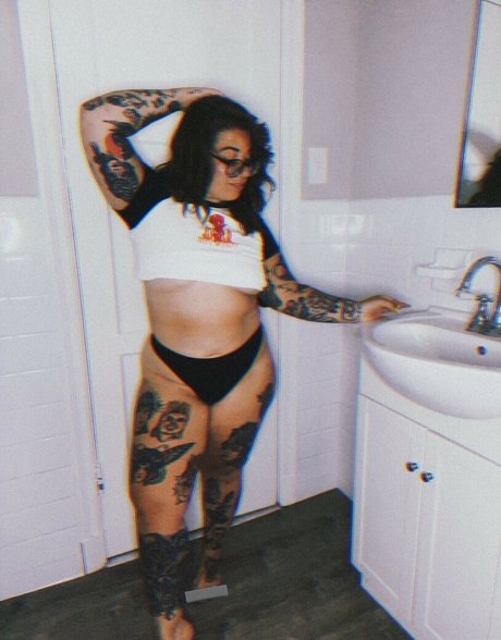 Stepstool Sarah スター xxx 画像