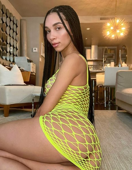 お金 OnlyFans ホット裸 画像