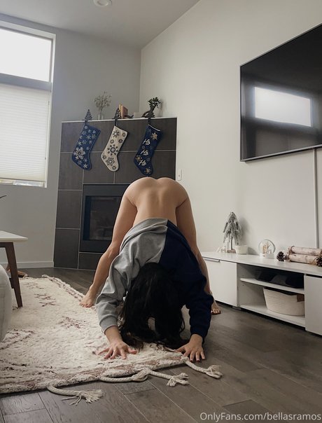 トゥワークオンリーファン ホットヌード 写真